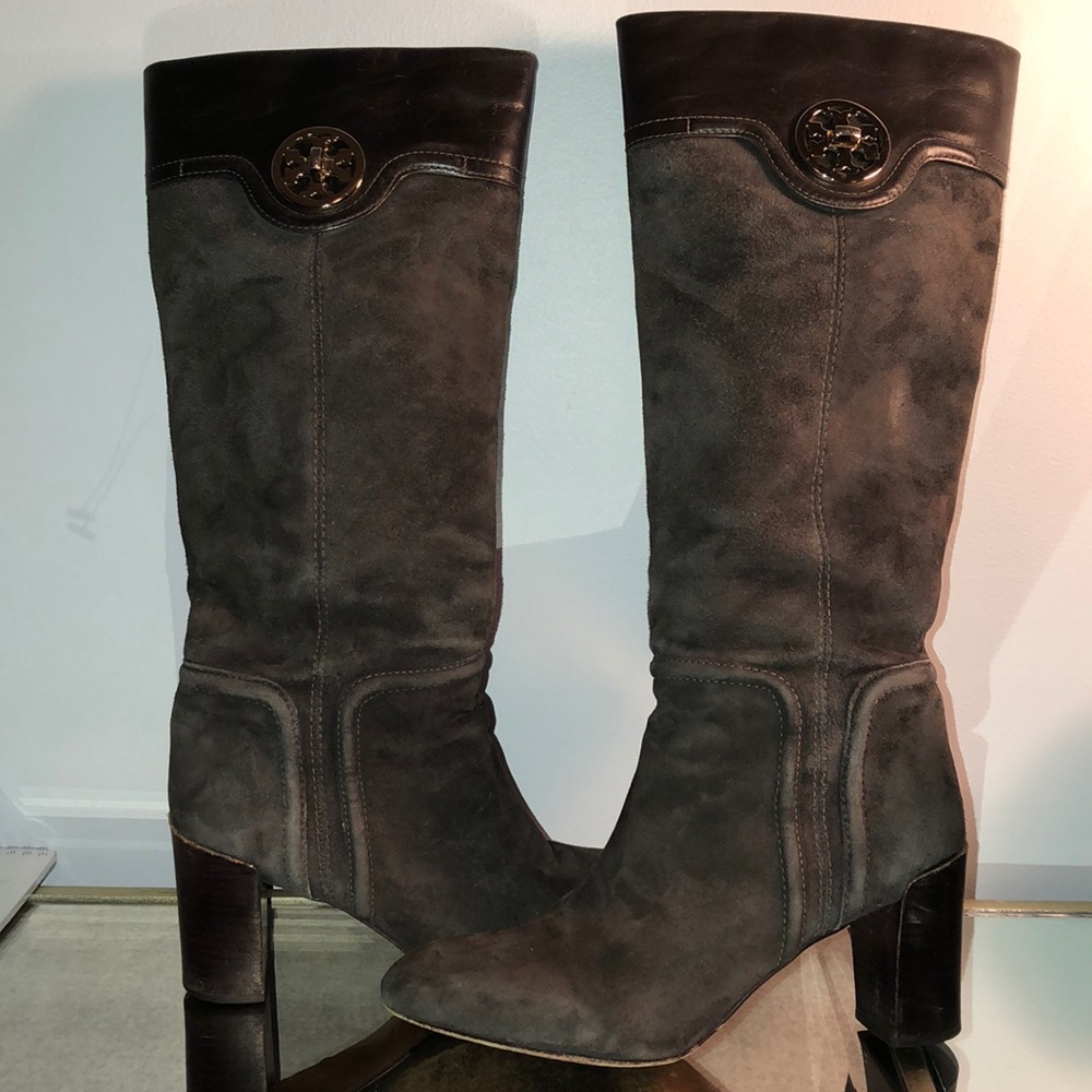 🔥OFFER🔥 Tory Burch Gray Suede Heeled Boots